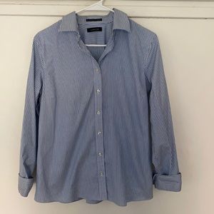 Land’s End women’s fitted shirt.